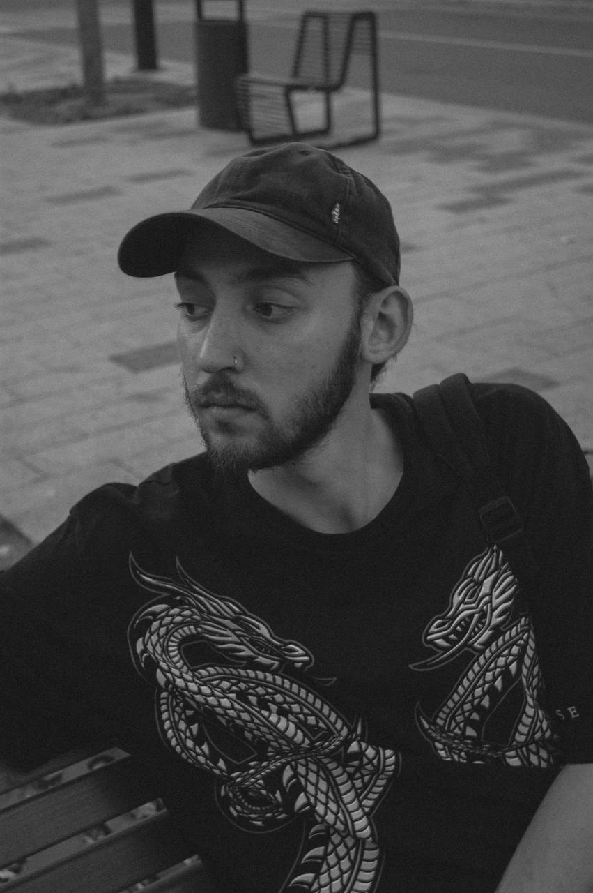 Портрет: Иван Алешкин
